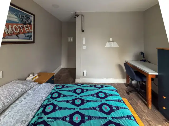  Chambre meublée avec balcon privé - Métro Joliette, 635$/mois in Room Rentals & Roommates in City of Montréal - Image 7
