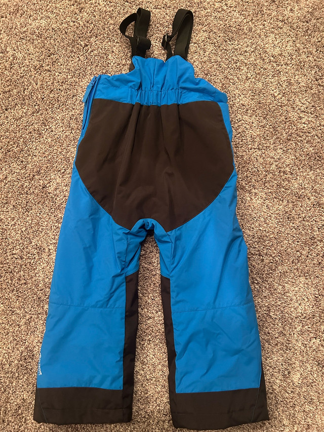 kids Helly Hansen snow pants in Kids & Youth in Lethbridge - Image 2