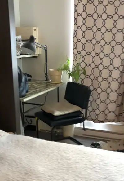 STUDIO meublé à louer - Aires communes avec WiFi et gym. Terrace, Piscine et BBQ sur le toit. $1285...