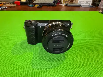 Sony a5000 Mirrorless camera with 16 - 50mm E 3.5-5.6 PZ Lens, View more
