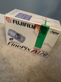 New Sealed Box Fujifilm Finepix A120 MP Digital Camera Silver