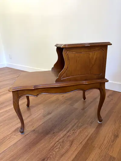 Table basse en érable de salon ou de boudoir