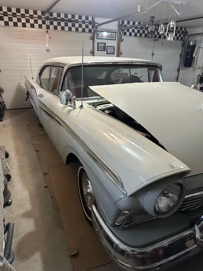 Selling an all original and all matching car. very clean car, Asking $32,000 or o.b.o