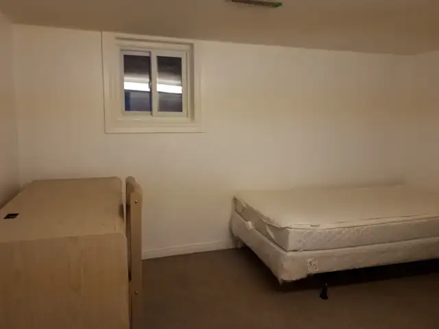 Room for rent near Humber College (Lakeshore & Kipling) in Room Rentals & Roommates in City of Toronto - Image 5