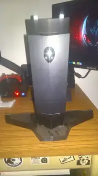 Alienware AW2210 Monitor (Stand only)