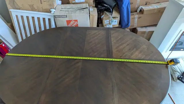 wooden kitchen table with optional leaf (6 ft) in Dining Tables & Sets in Ottawa - Image 7