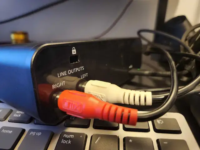 PERFECT CONDITION usb digital audio interface64374280703619121