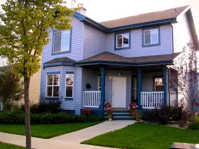 FURNISHED SW HOUSE! 3 BED+DEN! EVERYTHING INCLUDED! ALL UTILITIES! NO HIDDEN FEES! SMART TV! IK INTE...