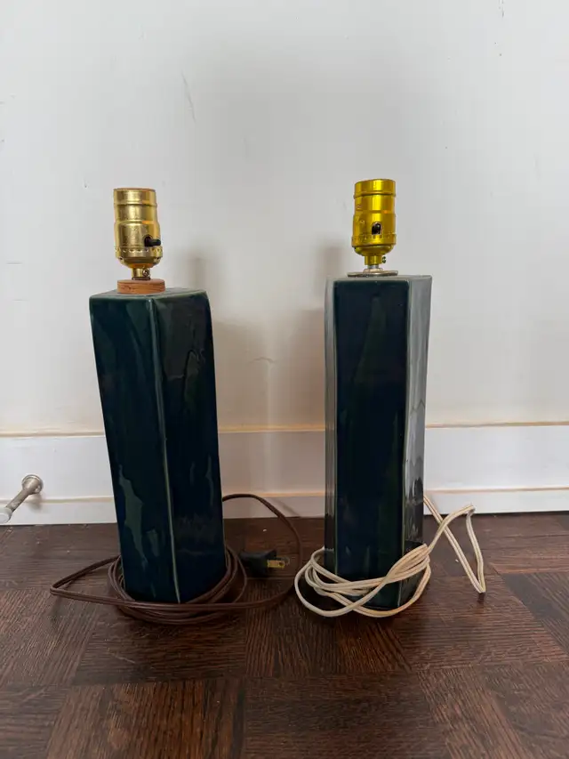 Pair of Vintage Ceramic Table Lamps in Indoor Lighting & Fans in City of Toronto - Image 7