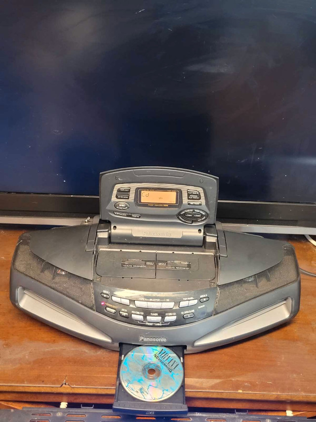 Panasonic Boombo cobra  in Stereo Systems & Home Theatre in Oakville / Halton Region - Image 4