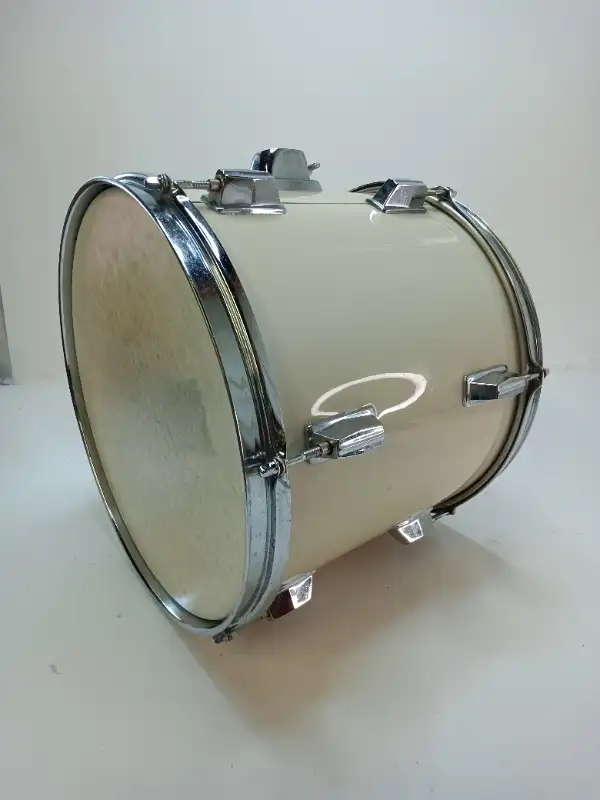 Pearl White 13 " inch Drum Kit Rack Tom Drum Set 60 obo in Drums & Percussion in City of Toronto - Image 6
