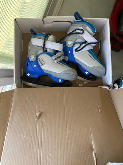 Free adjustable kids skates (youth size 8-11), View more