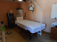 ***REDUCED***MULTI-POSITION HOME HOSPITAL BED