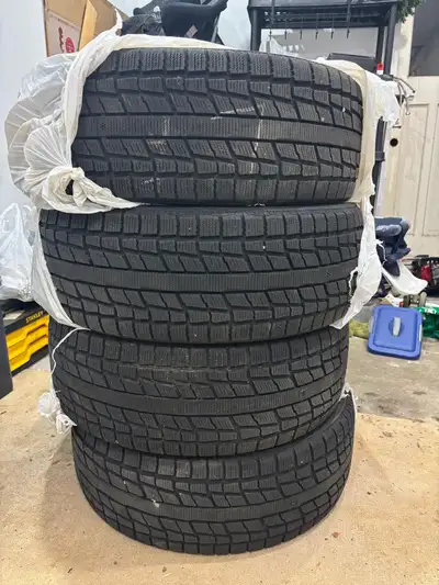 Get ready for winter with these top-performing Joyroad 245/50R20 radial tubeless winter tires – used...