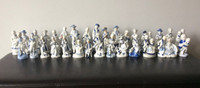 Vintage Collectibles Figurines Delft Blue & White