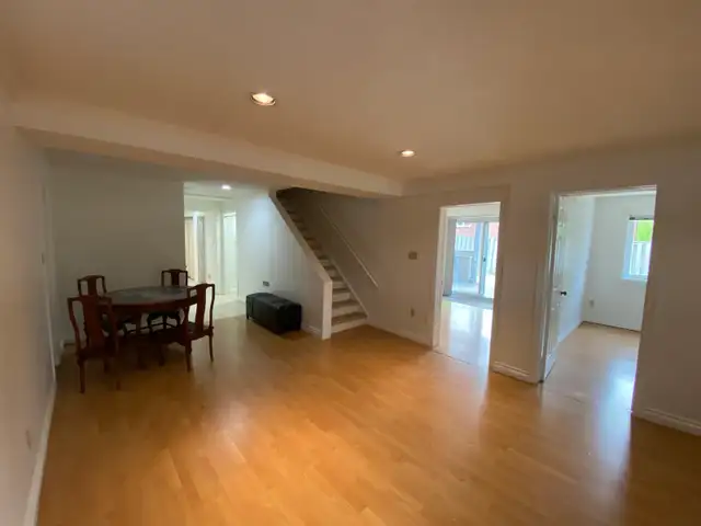 2 Bed 1 Bath Walkout for Rent in Richmond Hill in Long Term Rentals in Markham / York Region - Image 4
