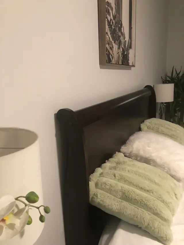 Queen size wooden  headboard in Other in City of Halifax - Image 3