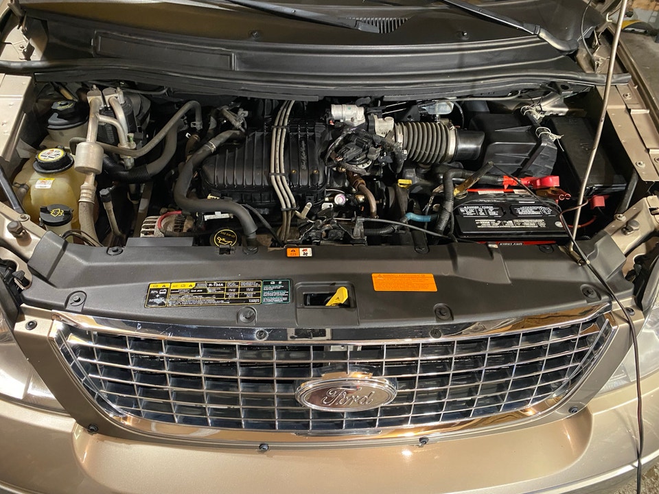 Ford Freestar 2004 photo 4