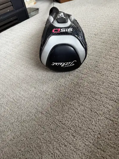 Titleist 915 D2 RH Driver, View more