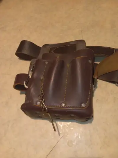 Vintage Leather Bench Mark EL 802 Electricians Tool Belt Excellent Condition