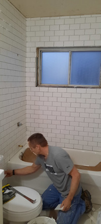 Bathroom Renovations & Re-grouting tiles