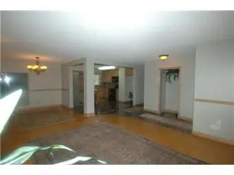 If you're picky, awesome! So am I - 3 bdrm main flr - Haultain