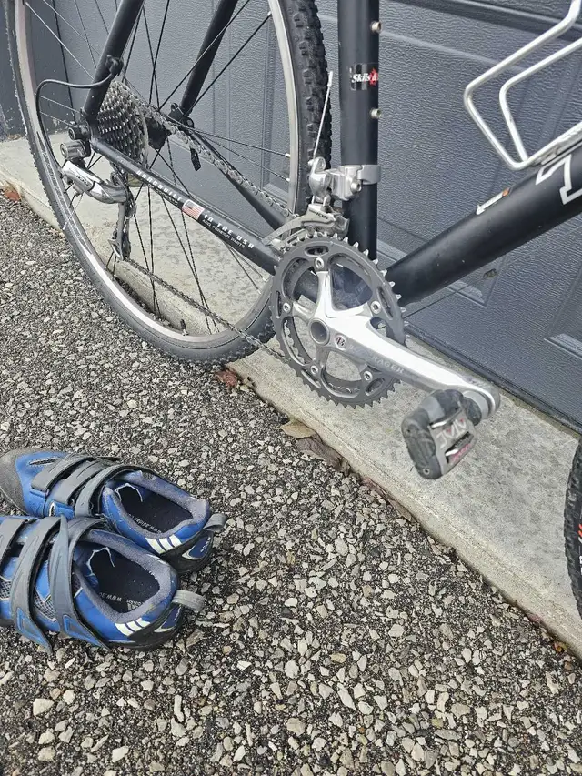 Trek X1 Gravel road bike  in Road in City of Toronto - Image 7