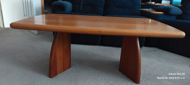 SOLID teak coffee table in Coffee Tables in Calgary - Image 2