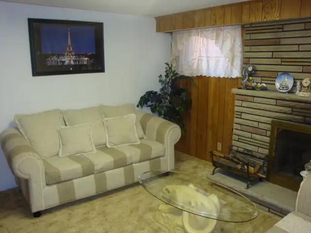 Furnished Room for Rent ASAP in Room Rentals & Roommates in City of Toronto - Image 7