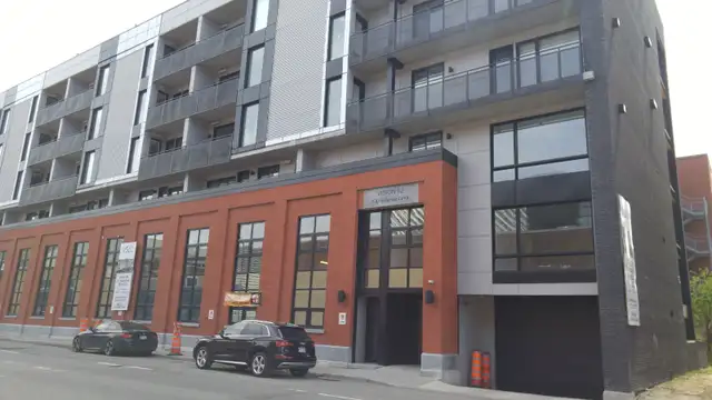 Magnifique et agréable condo 2ch in Long Term Rentals in City of Montréal - Image 8