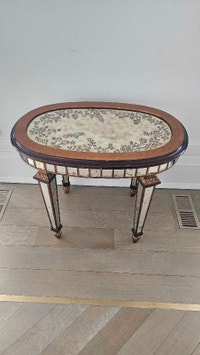 Side Table City of Toronto Toronto (GTA) Preview
