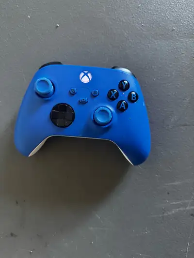 Xbox One controller, View more