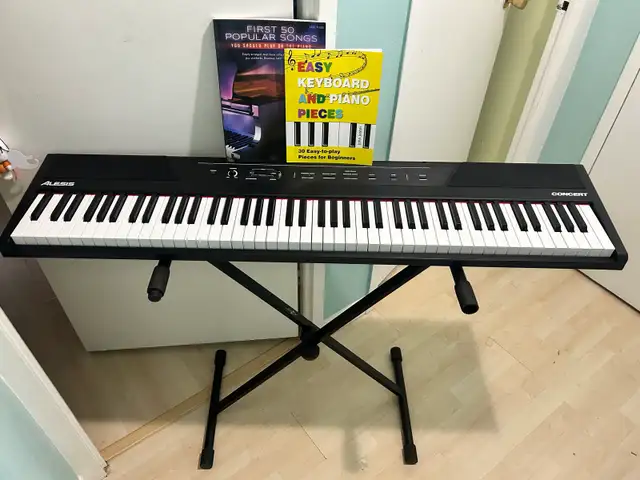 Alesis Concert 88-key Digital Piano w Stand in Pianos & Keyboards in City of Toronto - Image 2