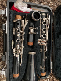 Yamaha Clarinet with case and accessories. Excellent condition.