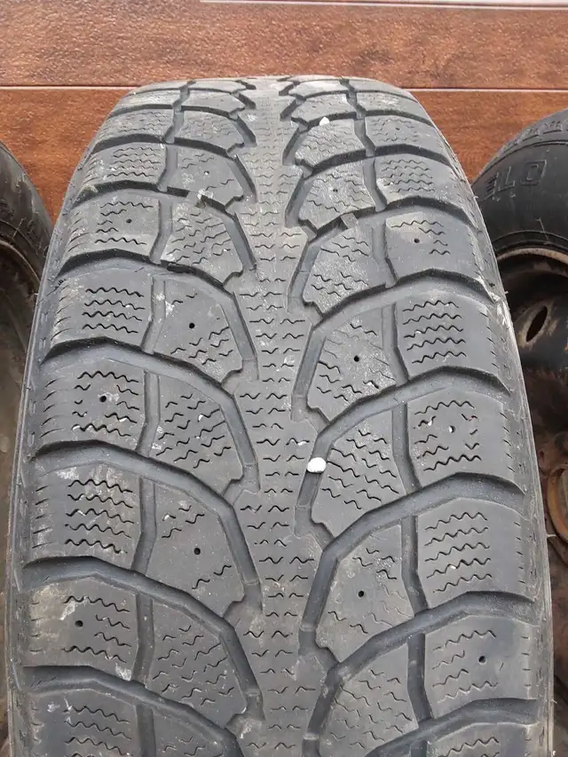 225 60 17  winter tires in Tires & Rims in Kawartha Lakes - Image 4