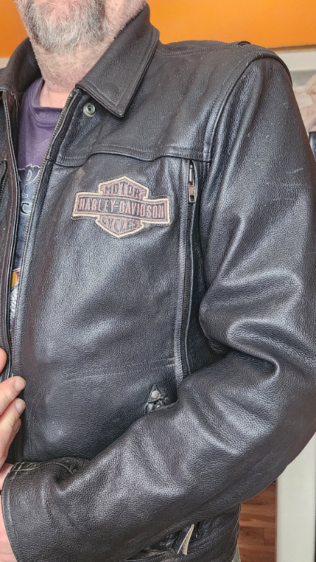 Harley davidson Jacket in Men's in Charlottetown - Image 4