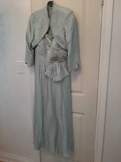 Laura Petites Women's Dress - Size 10P, View more