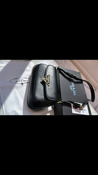 Prada purse Oshawa / Durham Region Toronto (GTA) Preview