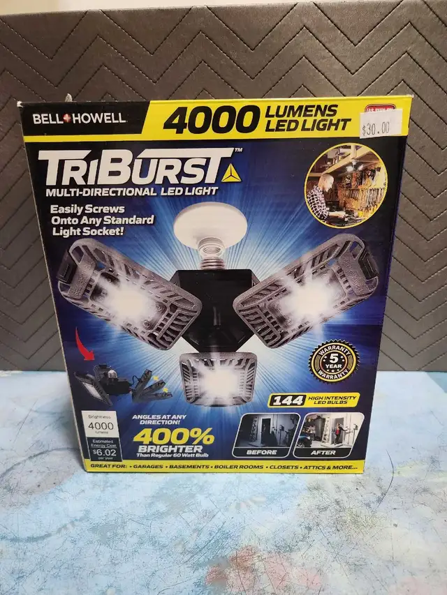 Bell+Howell TriBurst LED Light in Indoor Lighting & Fans in Ottawa - Image 2