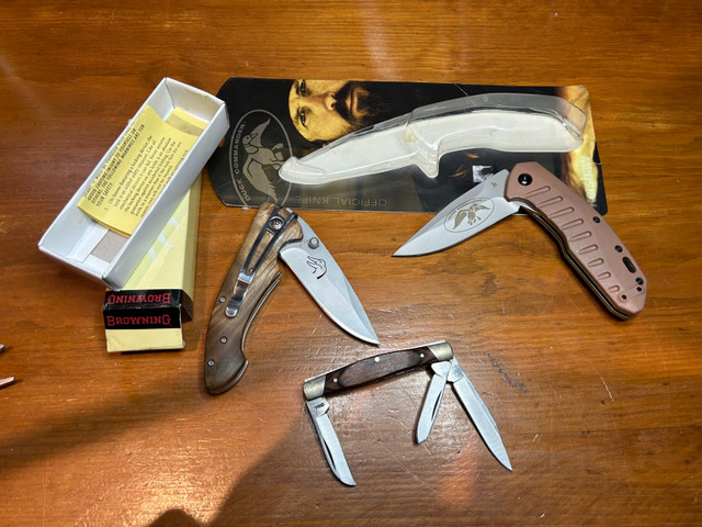 Knife collection Inc Grohmann  in Fishing, Camping & Outdoors in City of Halifax - Image 3