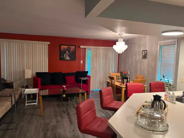 Event Venue in Ottawa – Parties, birthday celebrations, Meetings63616720421379121