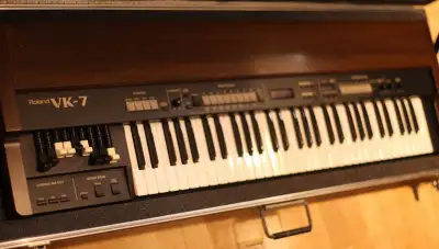 Roland VK-7 combo organ Hammond B3 C3 clone, View more