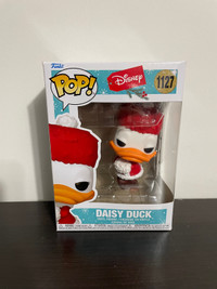 Funko POP! Disney Daisy Duck Christmas 