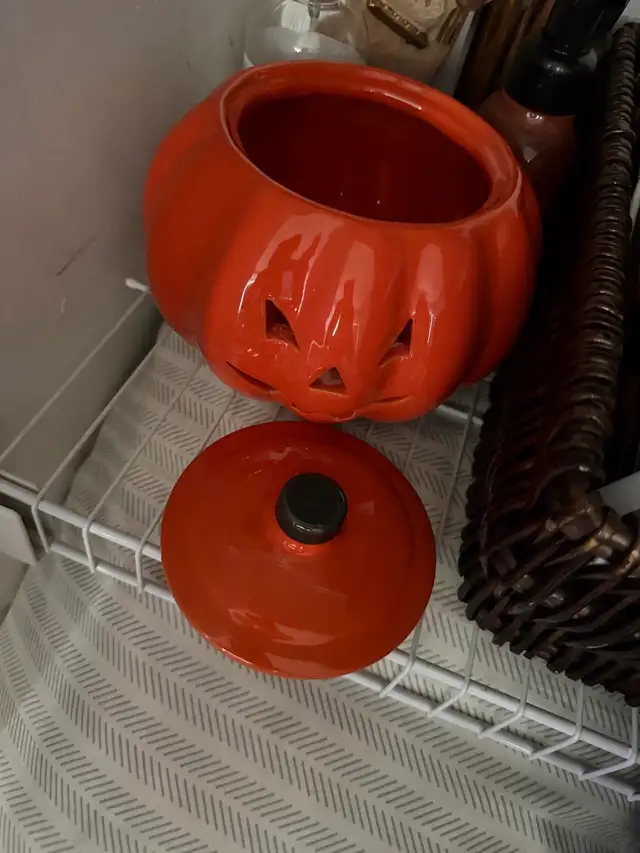 Ceramic Pumpkin Jar529387829100564481