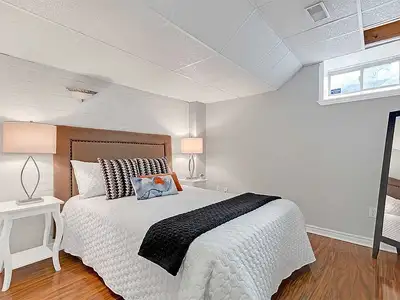 Single room available with bathroom kitchen and huge leaving area Call 6476145134