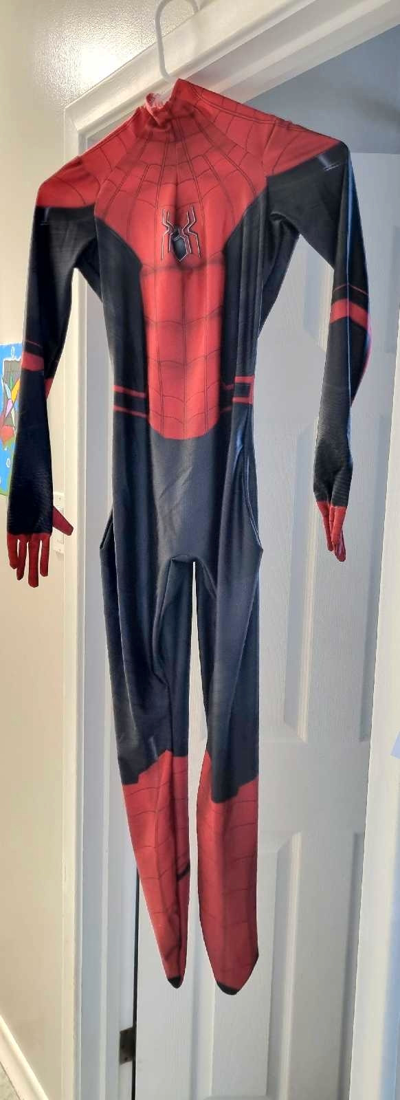 Spiderman suit  in Toys & Games in Petawawa - Image 2