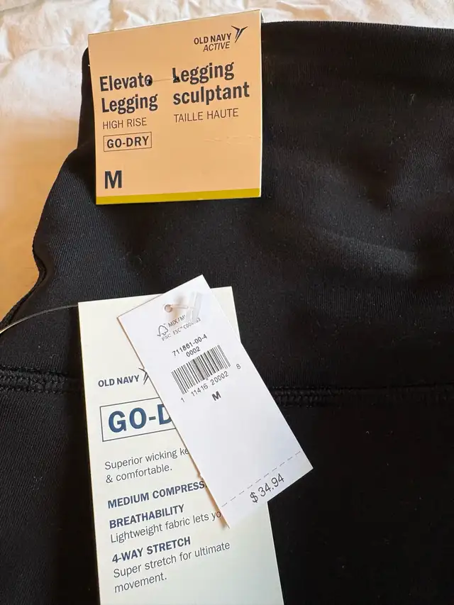 old navy elevate leggings M black in Women's - Bottoms in Oshawa / Durham Region - Image 3