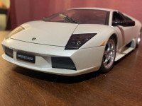 1/18 Autoart Lamborghini Murcielago Balloon White Rare