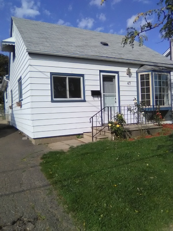 LARGE 3 BEDROOM APARTMENT IN ST. CATHARINES Long Term Rentals St. Catharines Kijiji