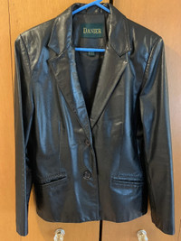 Danier Women's Lightweight Black Leather Jacket